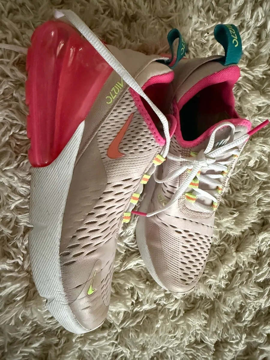 Nike Air Max 270 - Image 4
