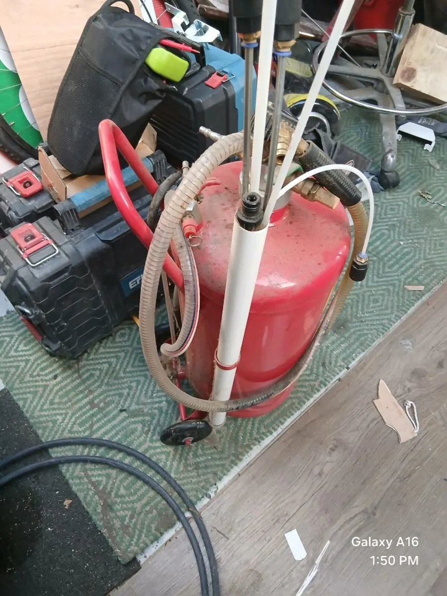 Oil extraction - Image 3