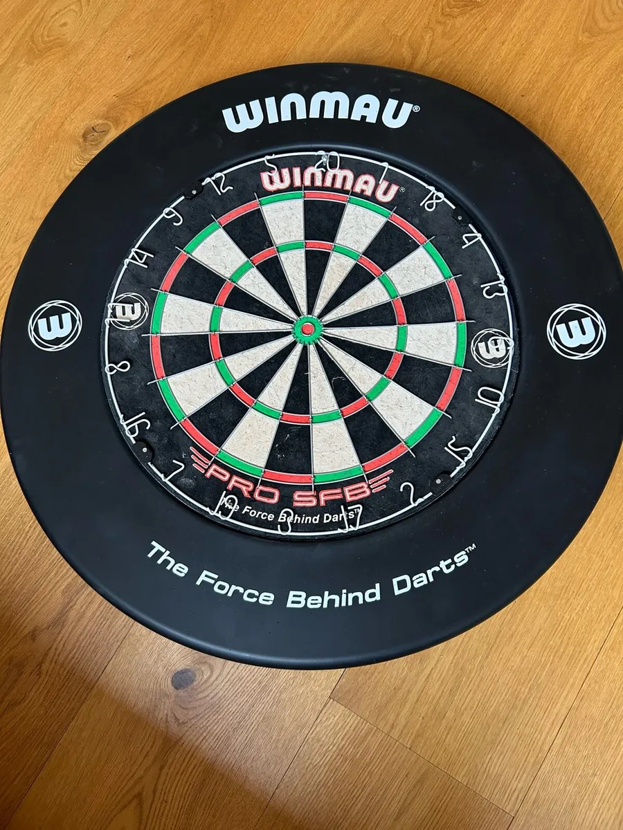 Dart Board - Image 1