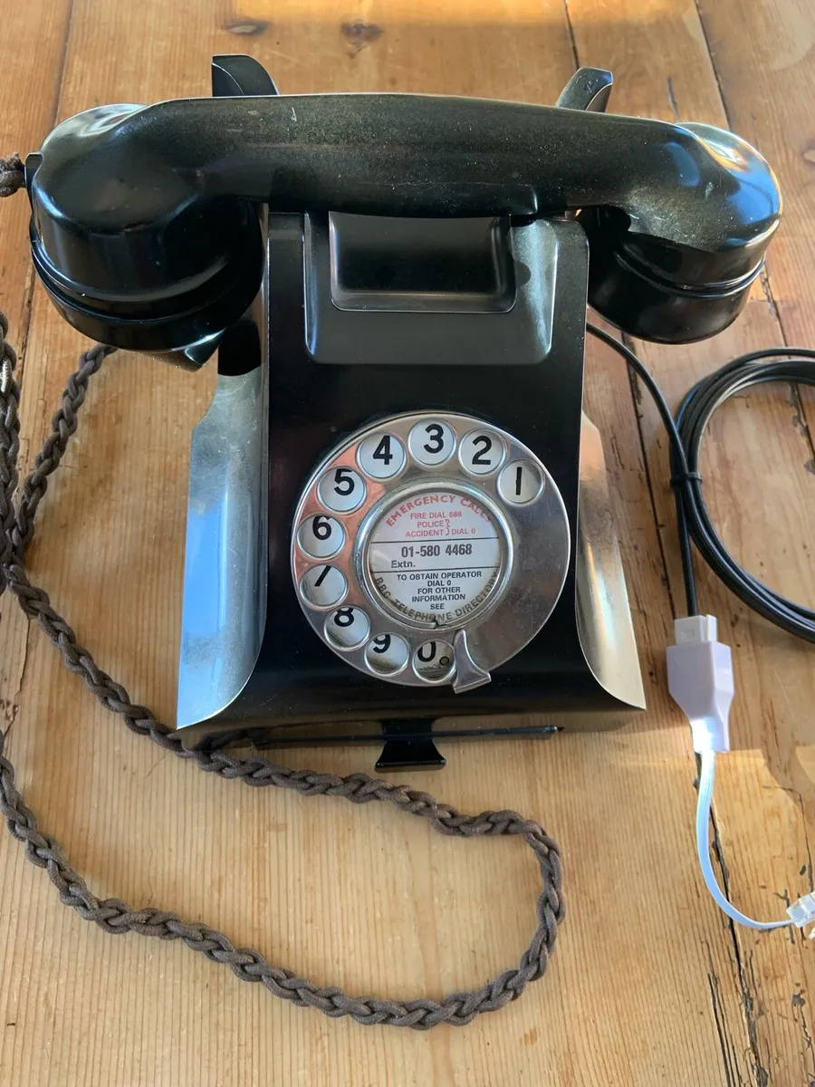 Bakelite Telephone 1940s GPO P&T WORKING - Image 1
