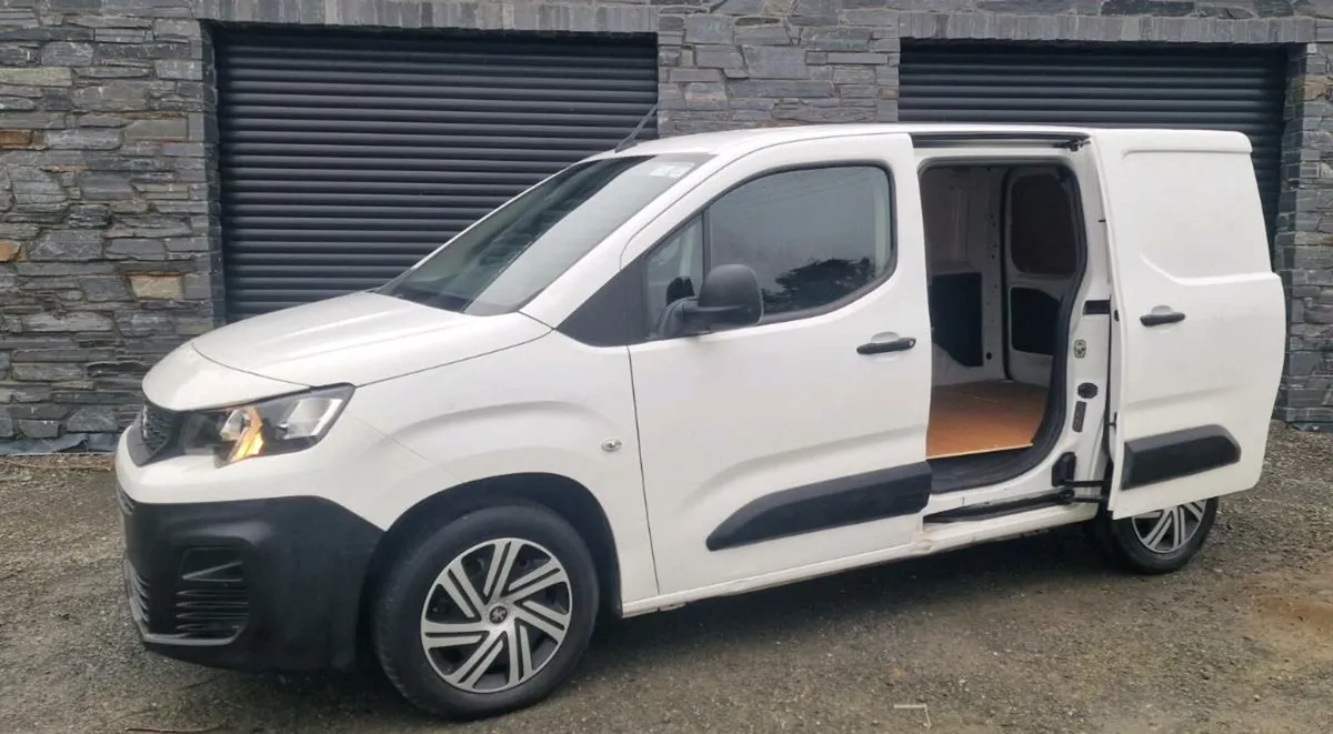 2019 Partner No VAT - Image 2