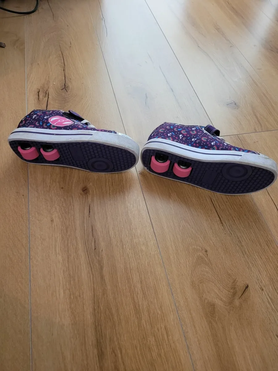 Heelys Size 1 - Image 2