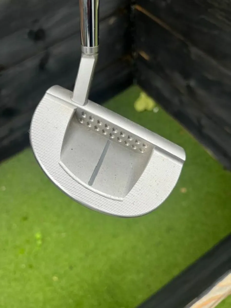 Scotty Cameron Monoblok #6 Limited Release Putter - Image 2