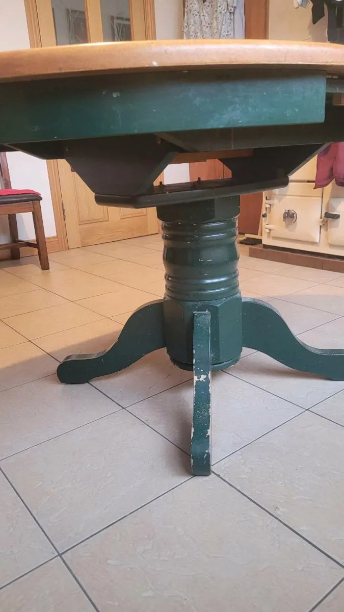 Kitchen Table - Image 3