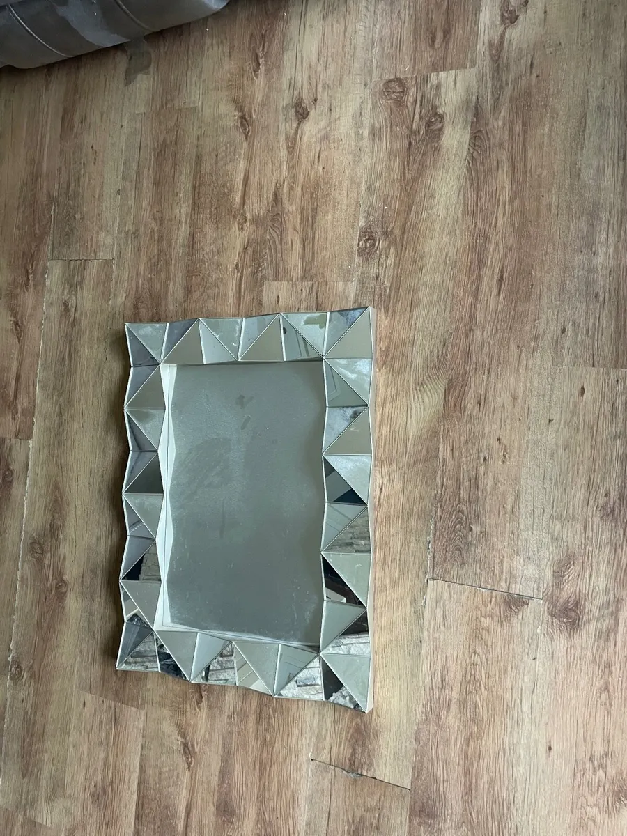 Geometric mirror - Image 2