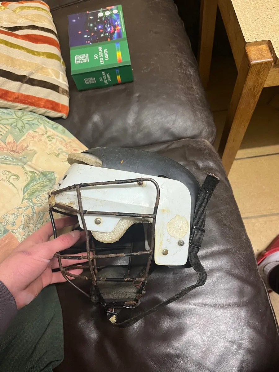 Old style helmet - Image 2