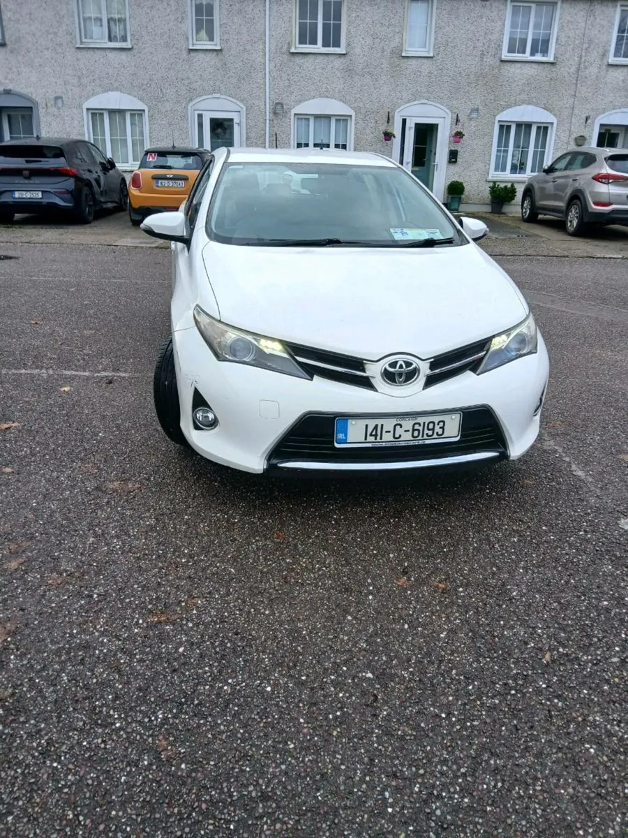 Toyota auris 141 - Image 1
