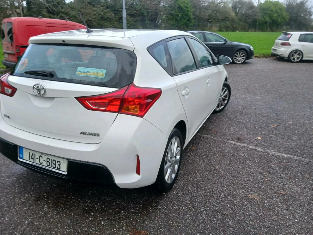 Toyota auris 141 - Image 4