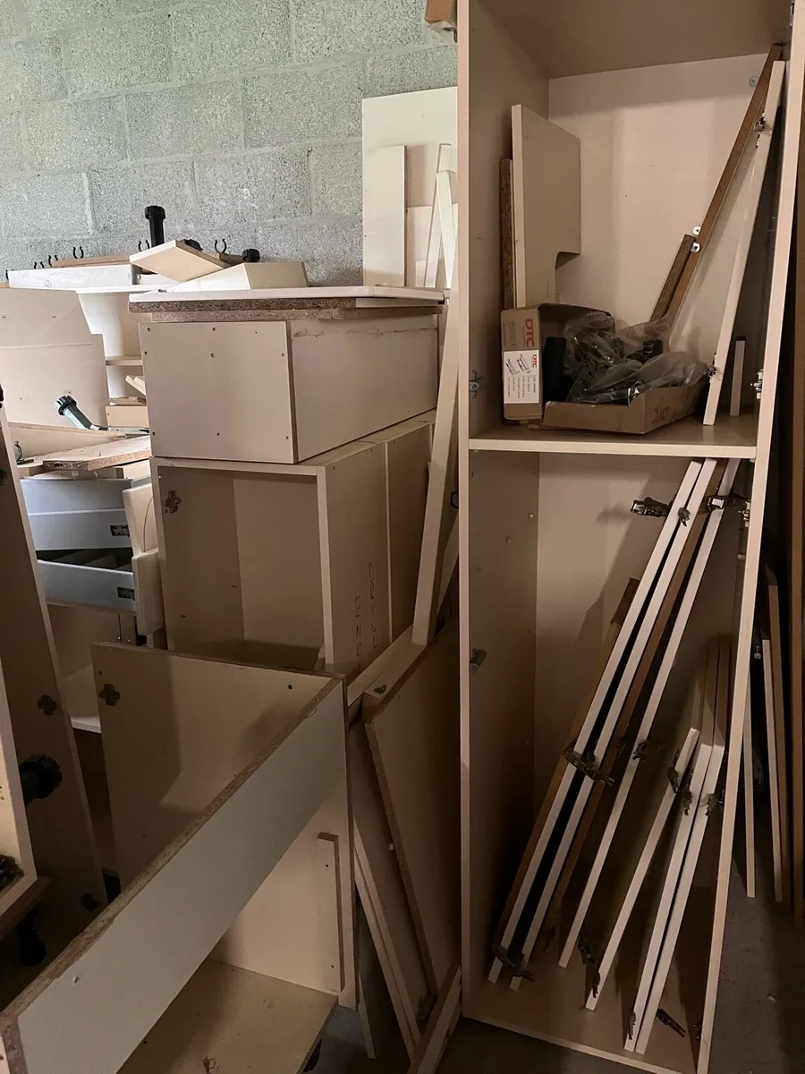 Used Kitchen units - Image 3