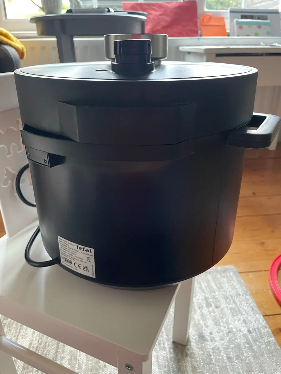 Tefal Turbo Cuisine Pressure Cooker - Image 2