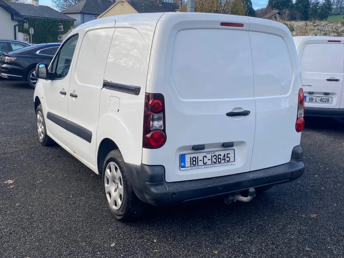 2018 Peugeot Partner Professional - Image 4