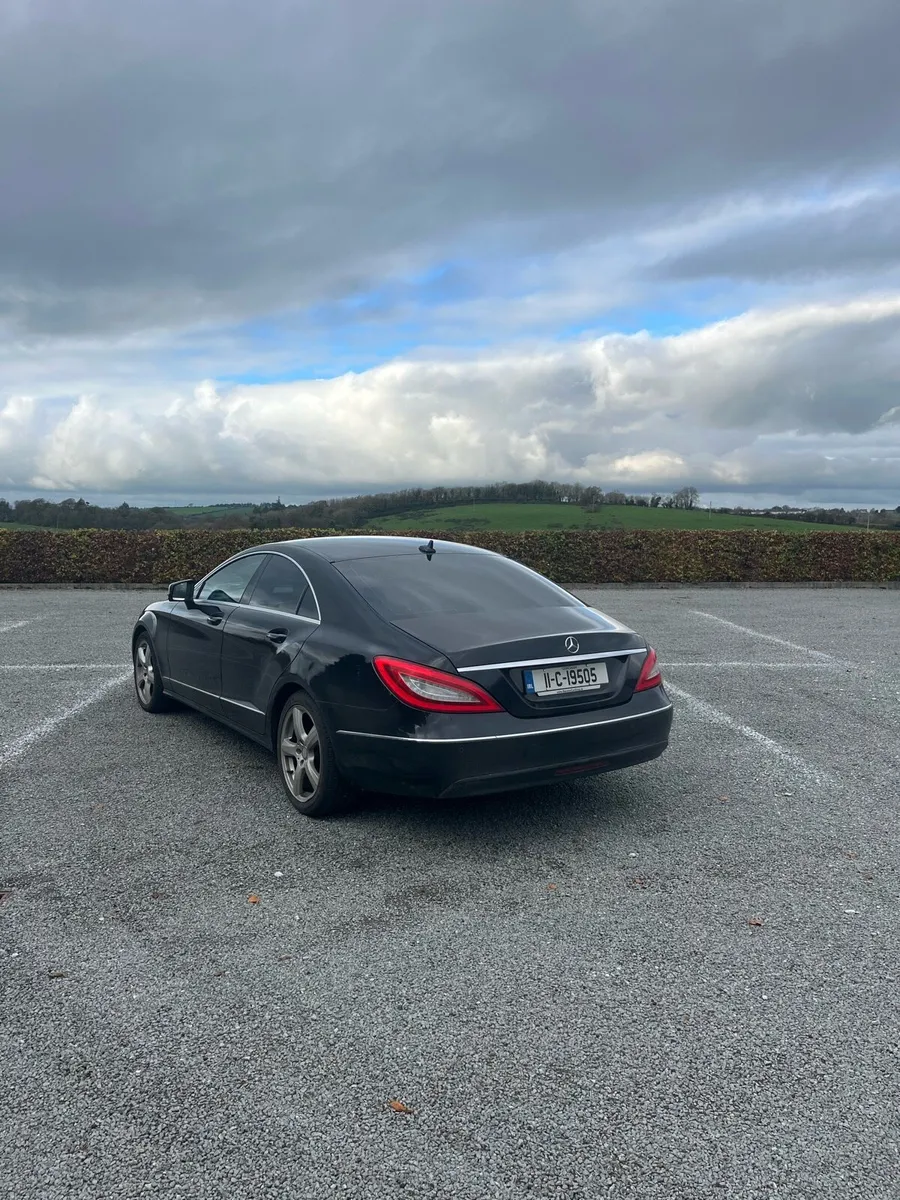 Mercedes Benz cls - Image 2