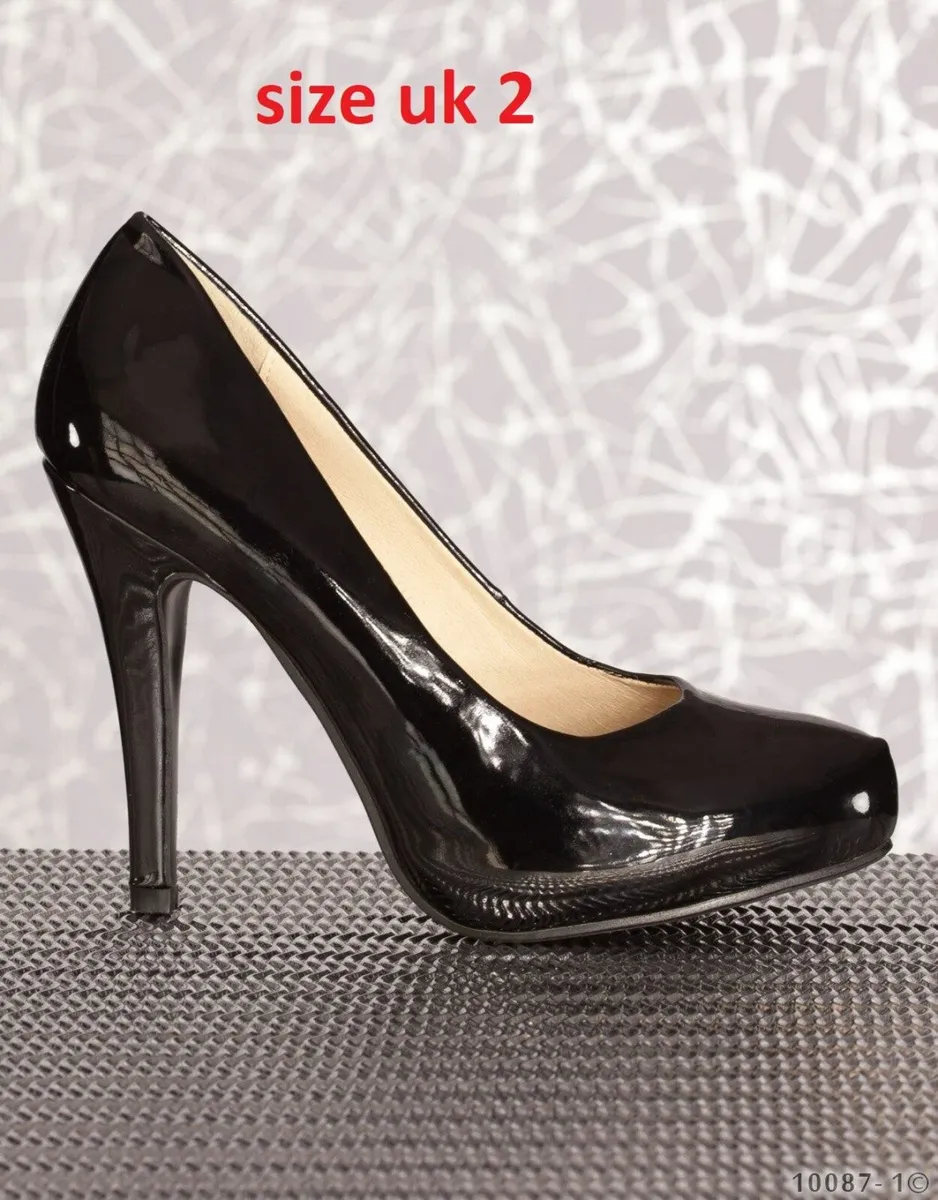 black lacquered heels size uk 2 - Image 3