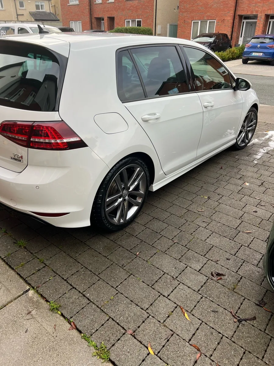 Volkswagen Golf - Image 3