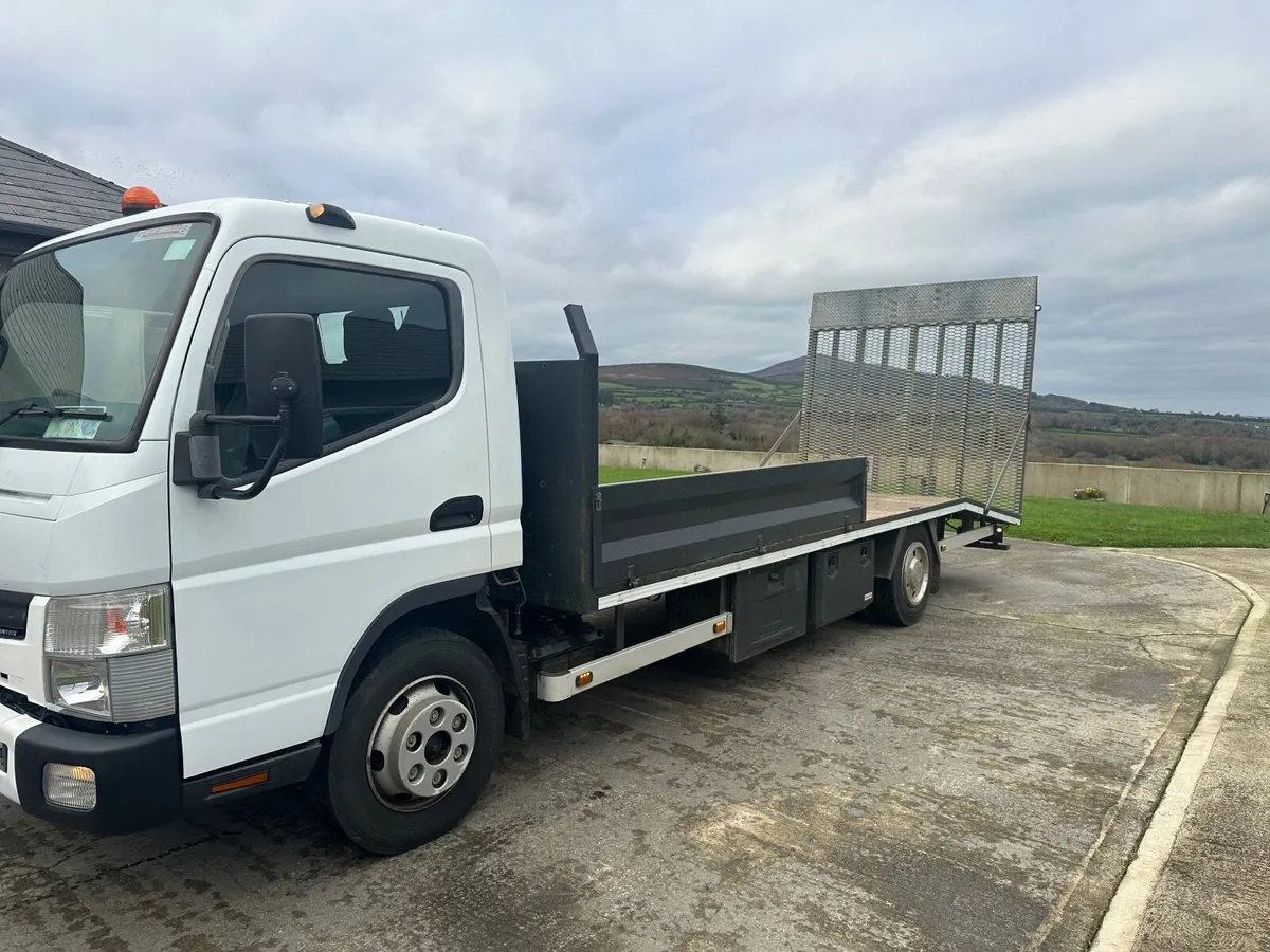 Mitsubishi FUSO 2012 - Image 1