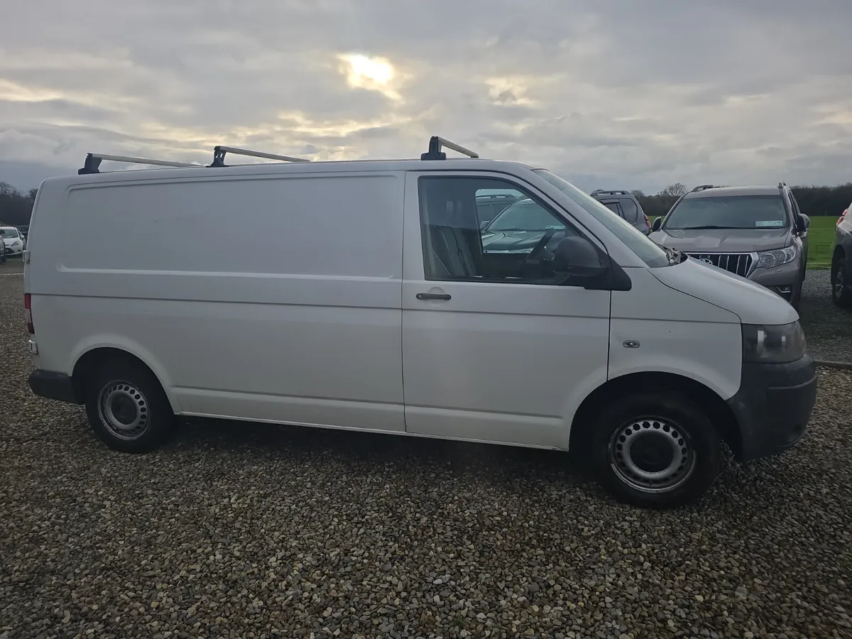 Volkswagen Transporter 2.0 TDi LWB - Image 4