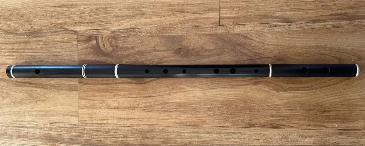 New Trad Irish Wooden Flute - Image 2