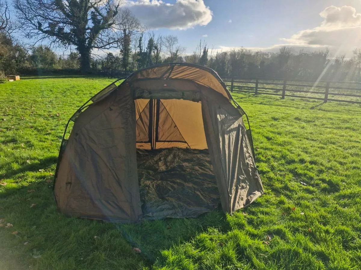Fishing bivy tent - Image 2
