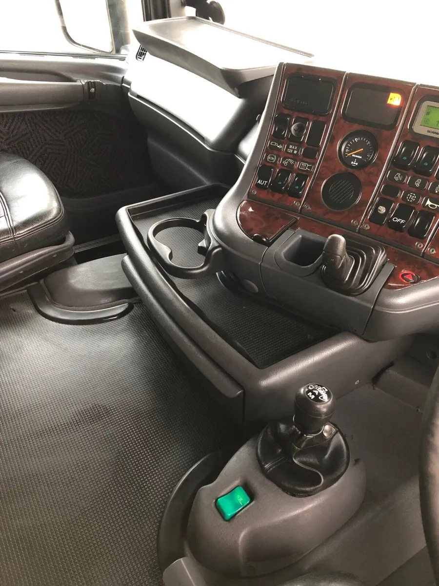 Scania 4 series topline cab - Image 2