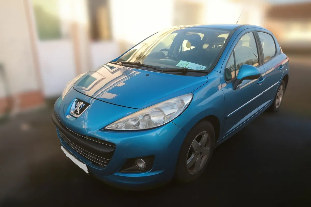 Peugeot 207 2012 - Image 1