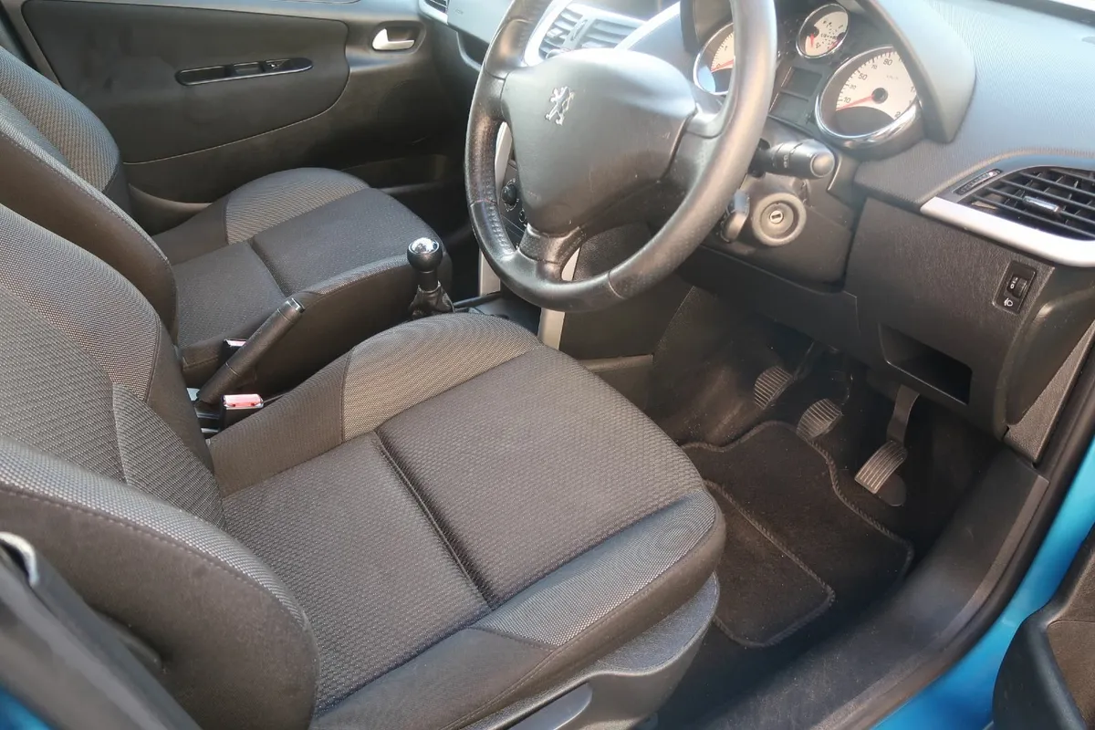 Peugeot 207 2012 - Image 4