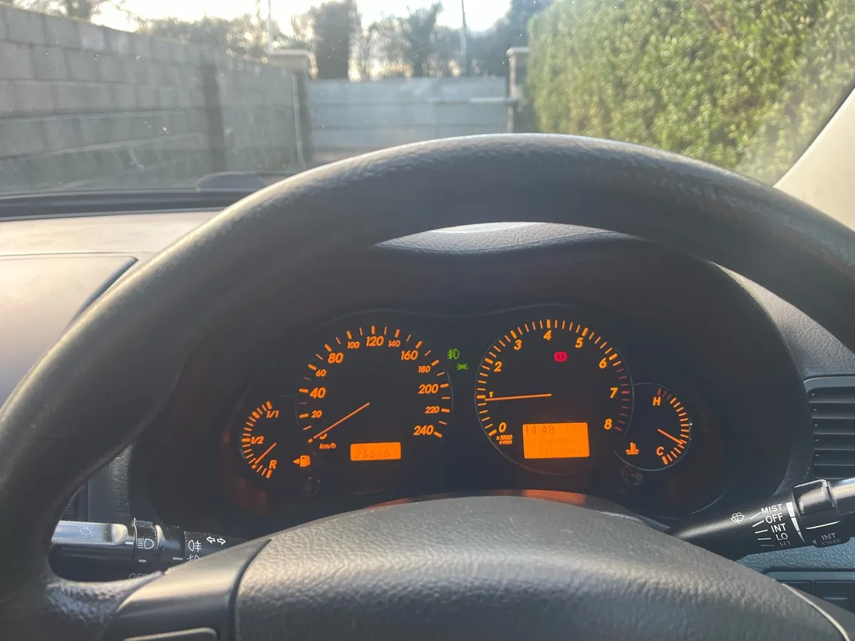 Toyota avensis - Image 2