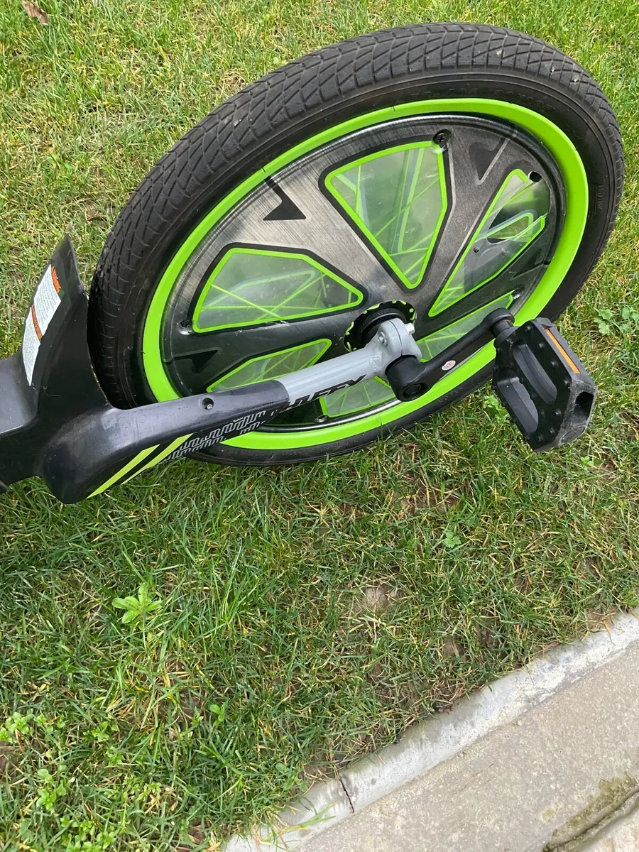 20 inch huffy , good condition - Image 2