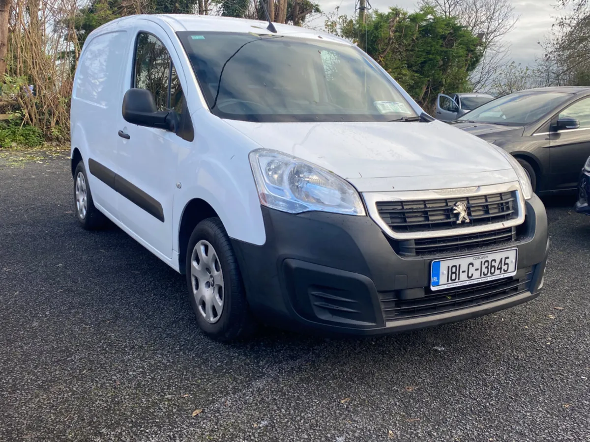 2018 Peugeot Partner Professional - Image 2