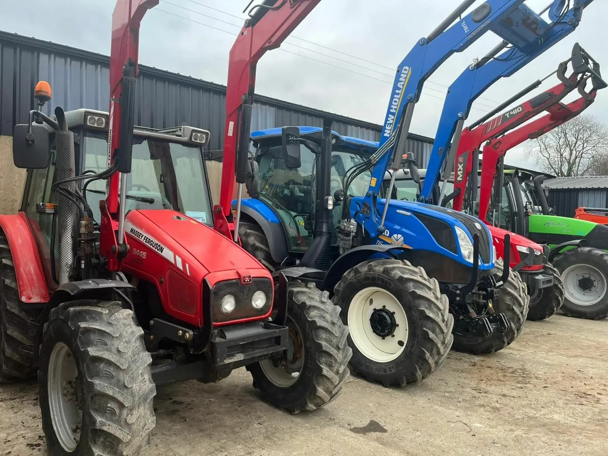 Tractors & Loaders - Image 4