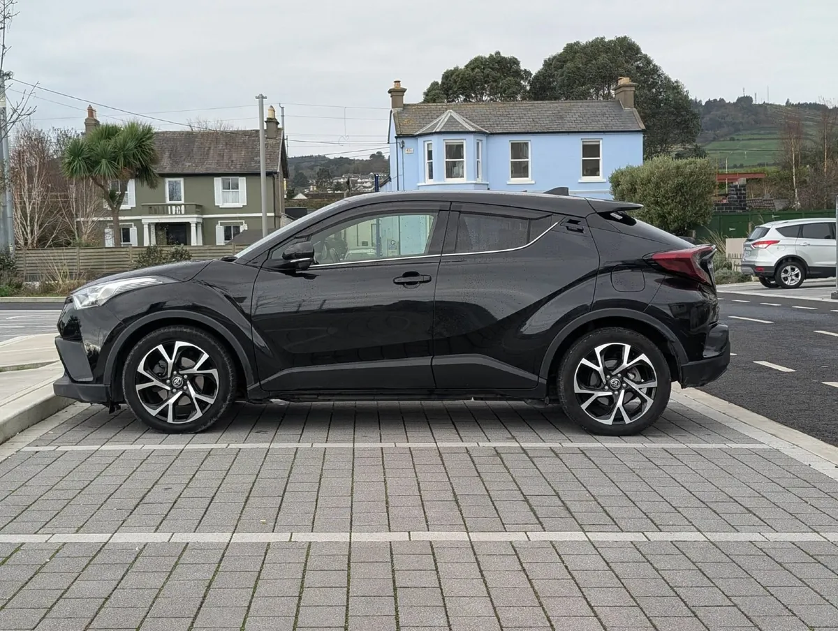 2018 1.8 Toyota C-HR HYBRID AUTOMATIC LEATHER - Image 2