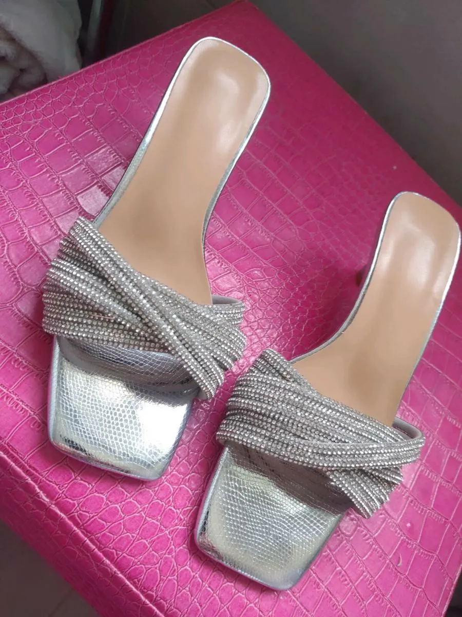 New silver low heel sandals size UK 2 - Image 1