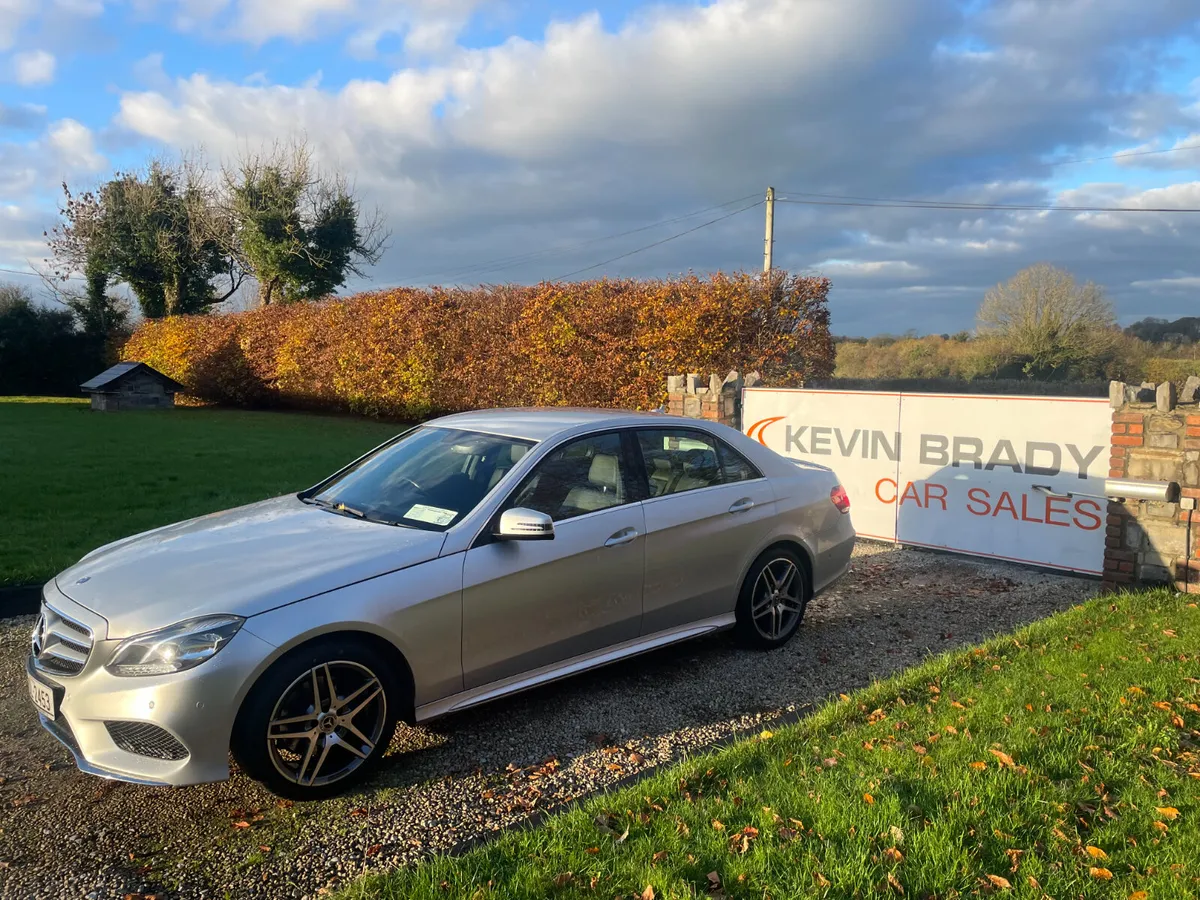 MERCEDES-BENZ E 220 CDI BE AMG SPORT AUTO DIESEL - Image 3