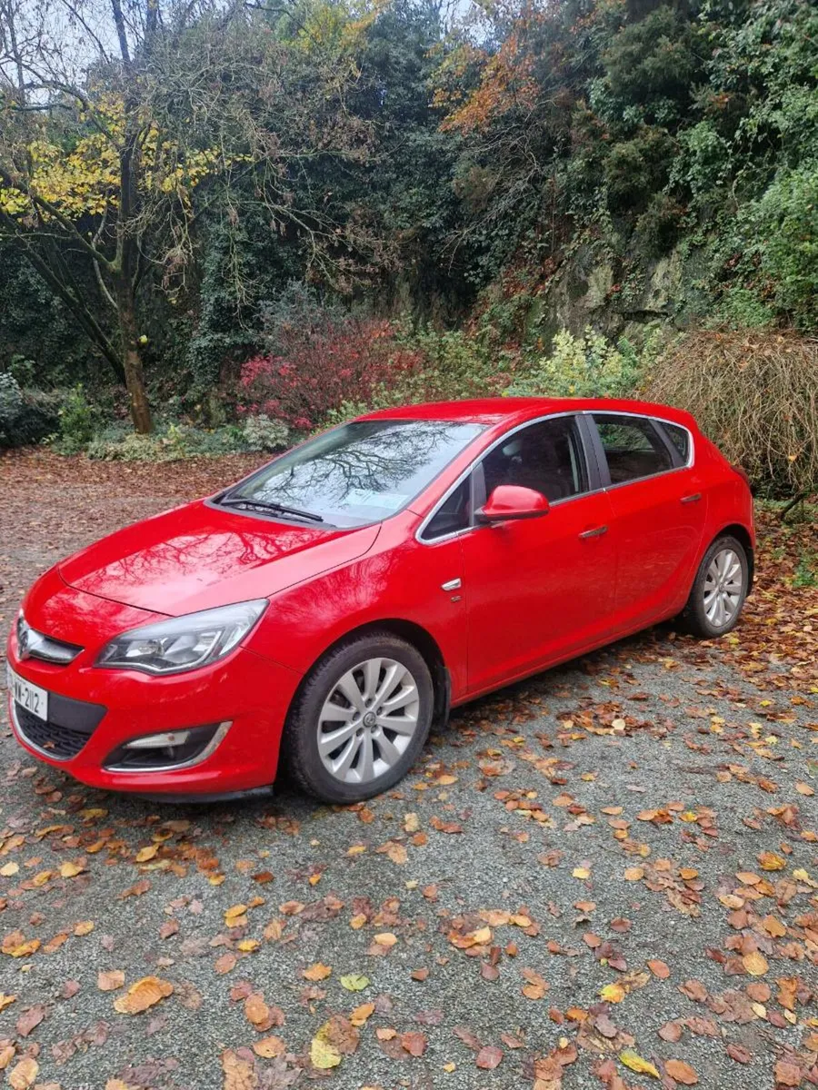 Vauxhall Astra 1.7 diesel 2013 low milage - Image 1