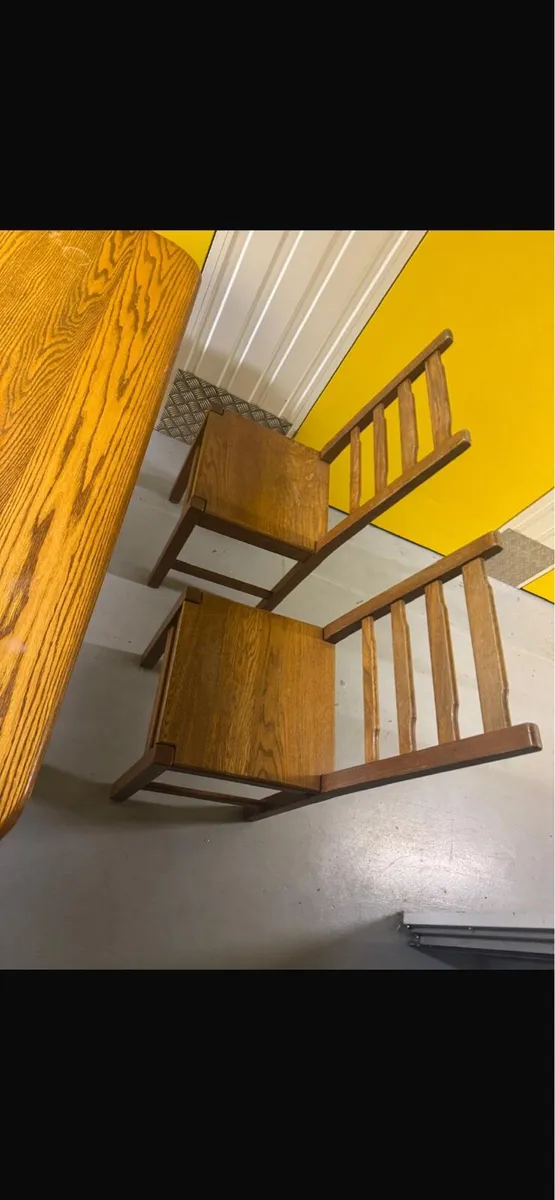 Solid oak table and  chairs approx 6ft 3ft - Image 2