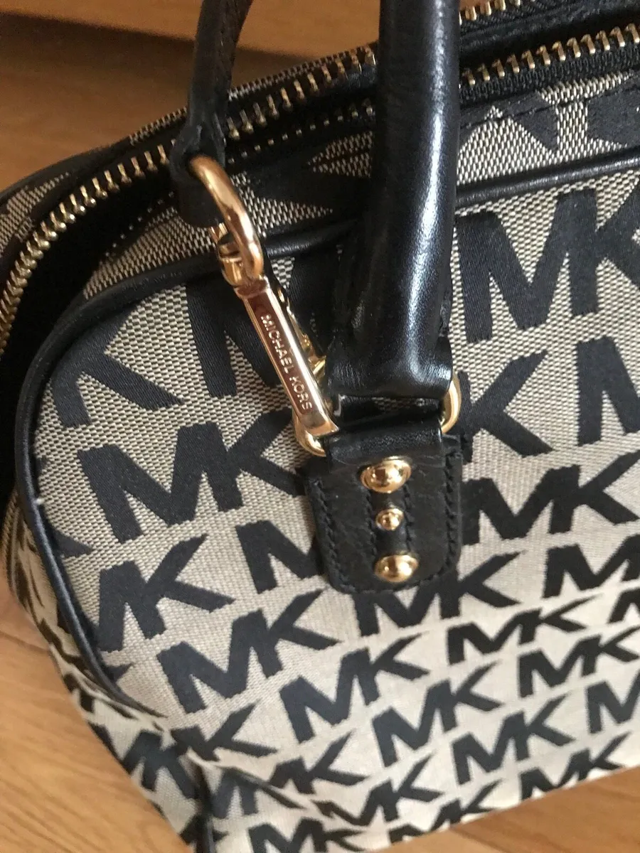 Michael Kors bag - Image 1
