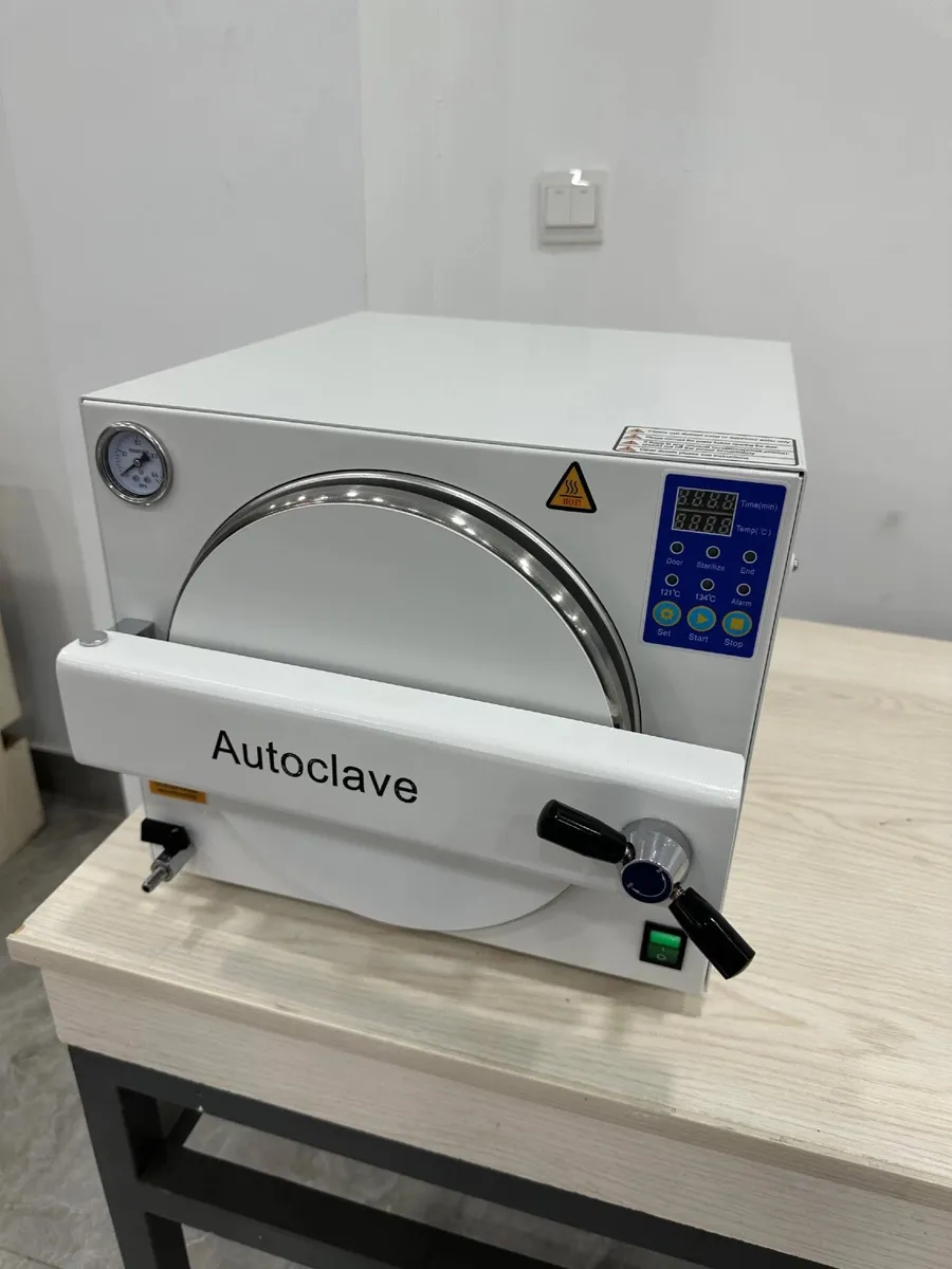 Autoclave machine - Image 1