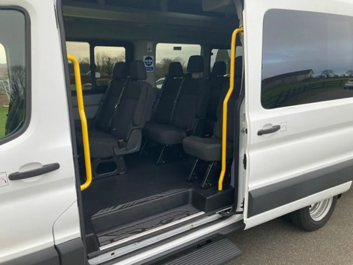 2018 FORD TRANSIT 460 MINIBUS - Image 4