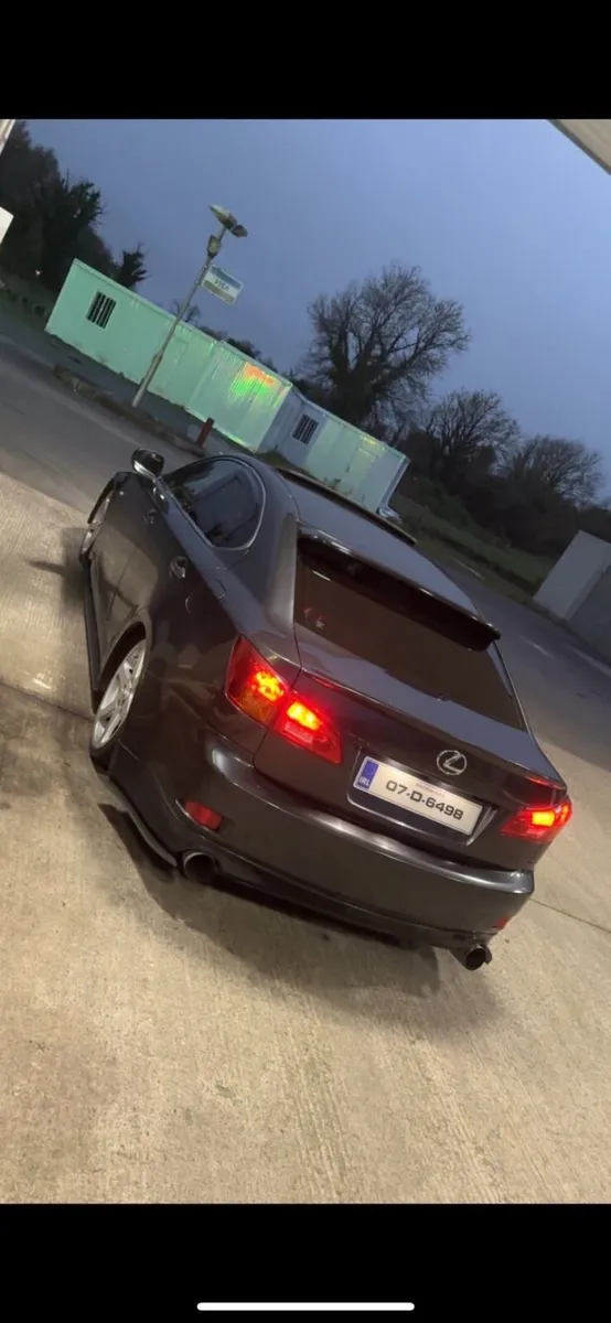 Lexus IS 2007 - Image 2