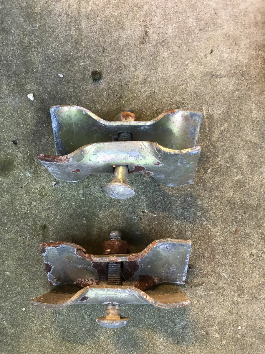 Temporary Fencing Clip/Coupler - Image 2