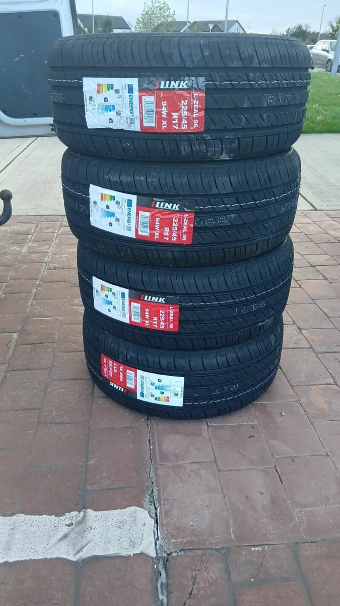 17in car tyres ×4 - Image 2
