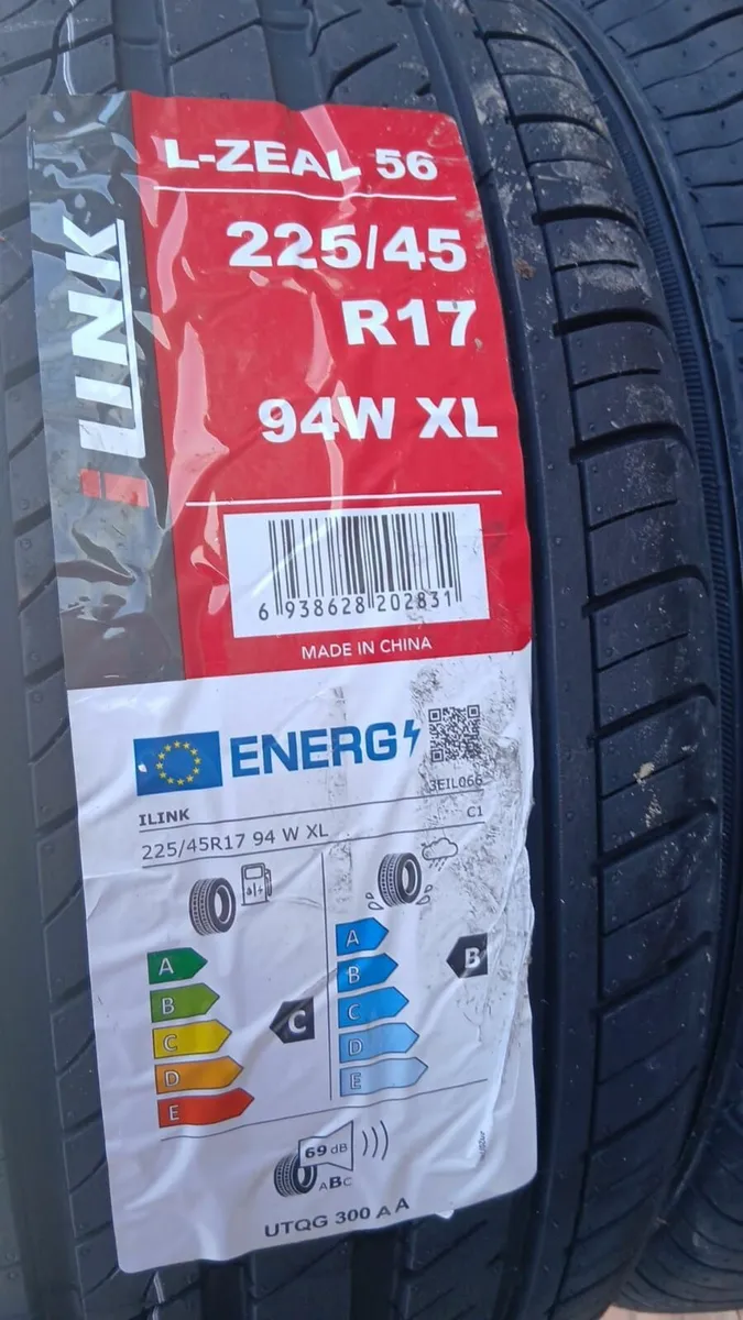 17in car tyres ×4 - Image 3