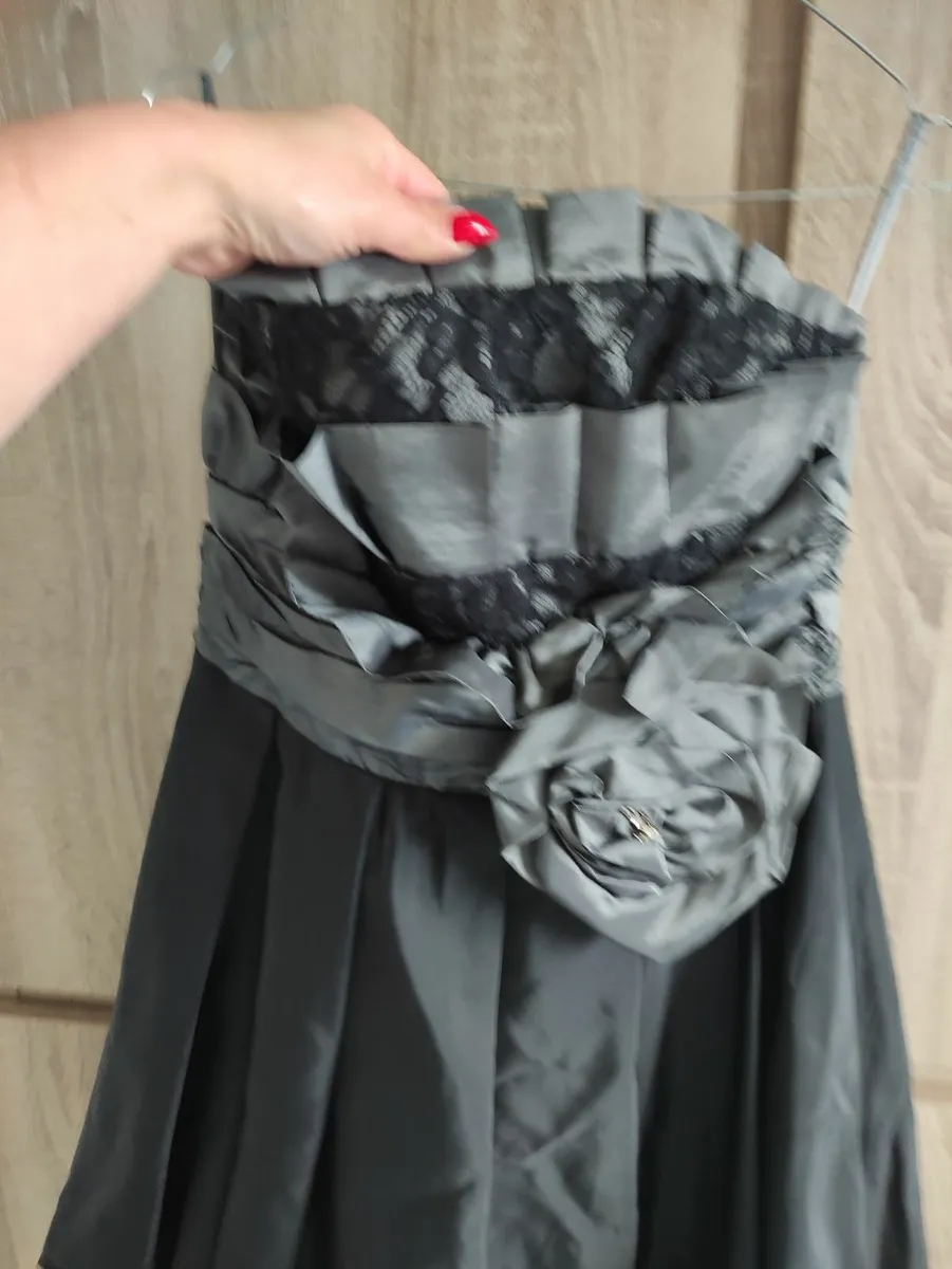 quality new mini dress size s-m grey - Image 1