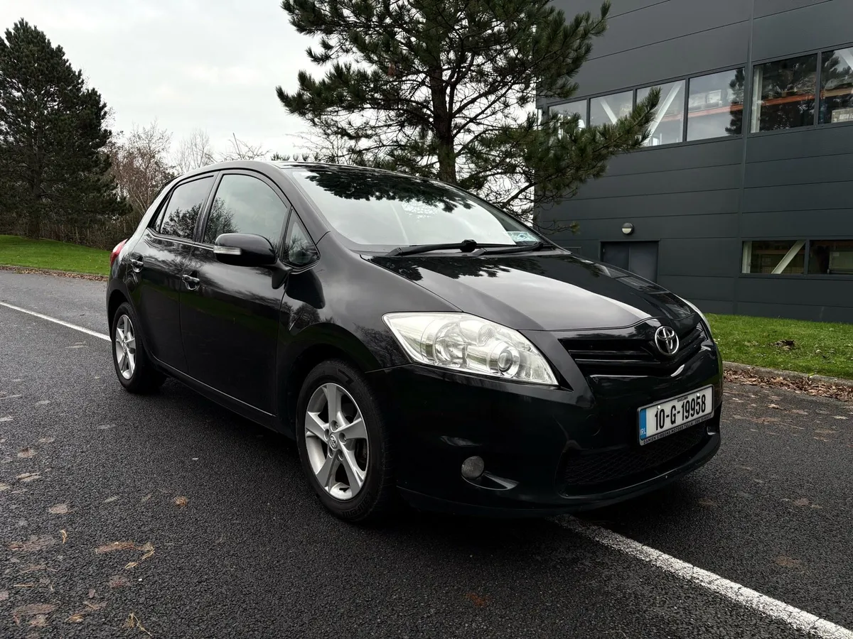 2010 Toyota Auris 1.3 Petrol New NCT 12/26 - Image 1