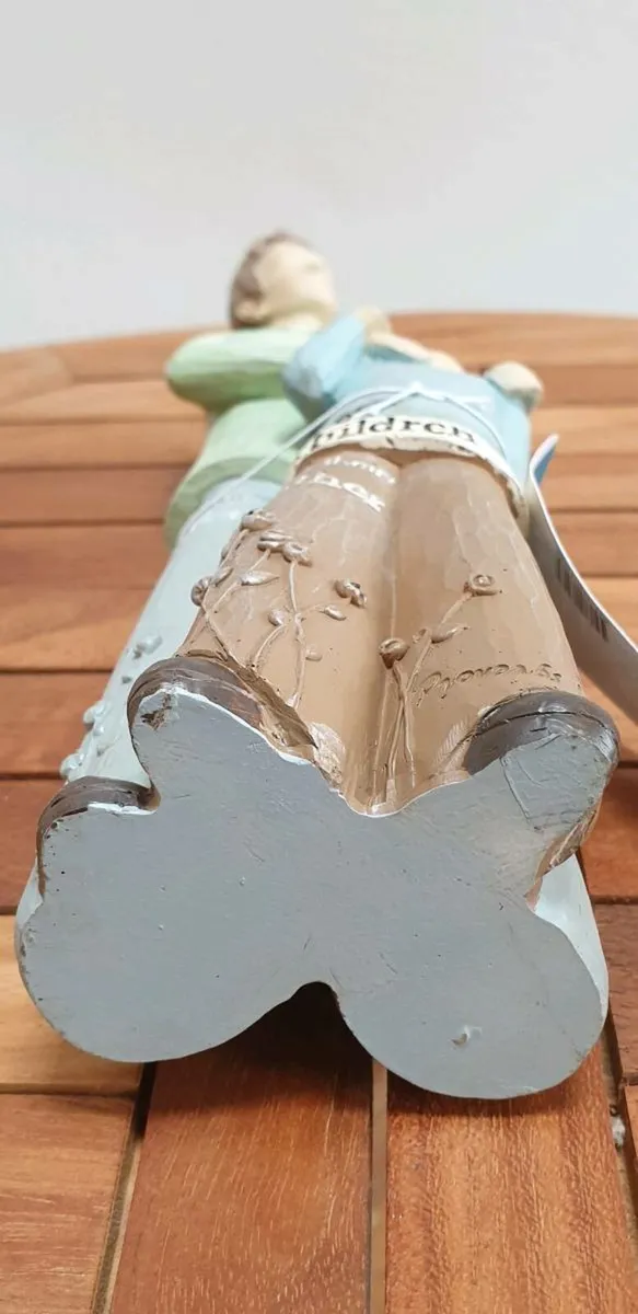 "Father & Child" Figurine - Image 4