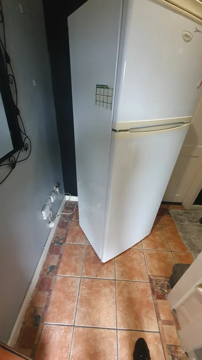 Beko fridge - Image 3