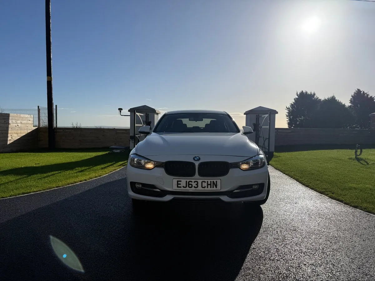 BMW 3-Series 2013 - Image 2