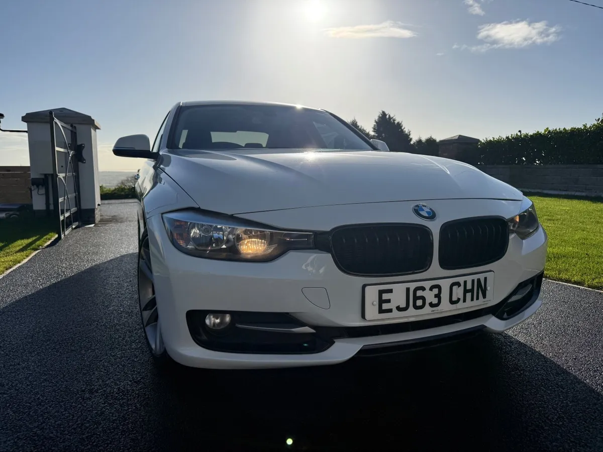 BMW 3-Series 2013 - Image 4