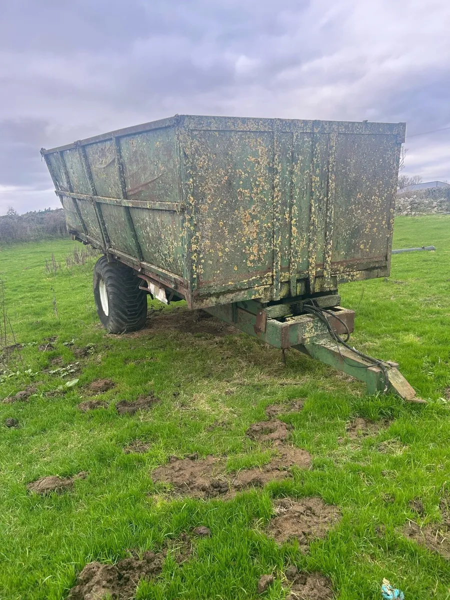 Grain/dung trailer - Image 3