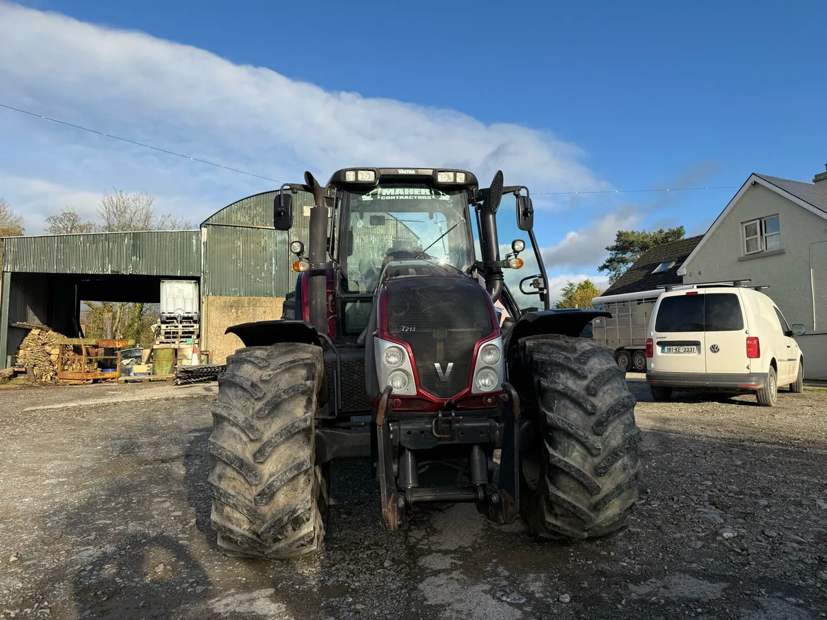 Valtra t213 - Image 2