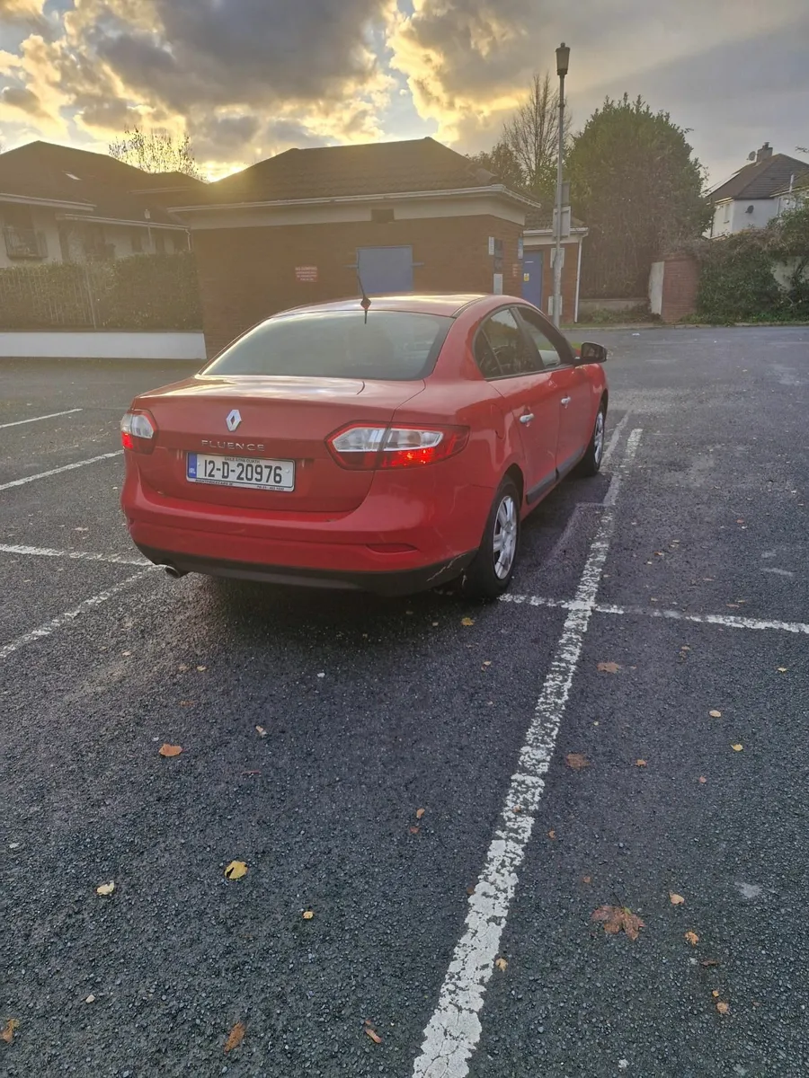 Renault Fluence 2012 - Image 2